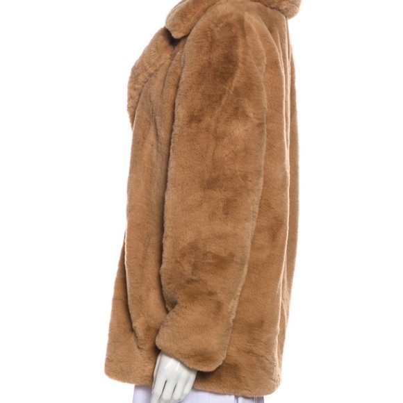 Cupcakes and Cashmere faux fur coat 🧥 - Picture 5 of 10